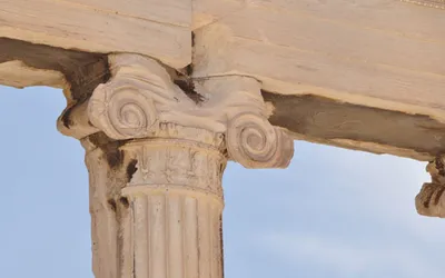 Detal architektoniczny Erechtejonu