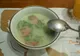 Caldo verde — zielona zupa z jarmużem i wędzoną kiełbasą chouriço, tradycyjna zupa Minho