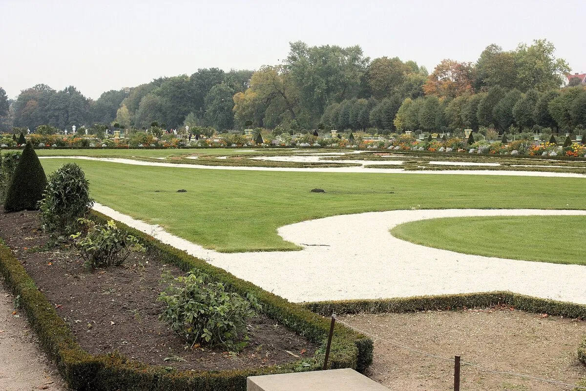 Barokowy ogród przy pałacu Charlottenburg w Berlinie