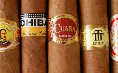 Kubańskie cygara z opaskami marek Cohiba, Cuaba, Trinidad i Bolívar