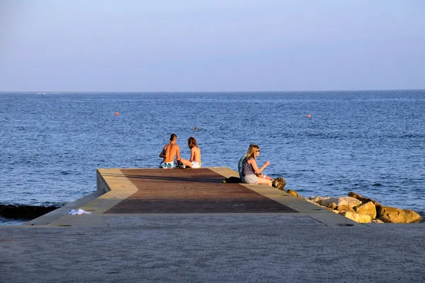 Pafos – pogawędki o zachodzie słońca