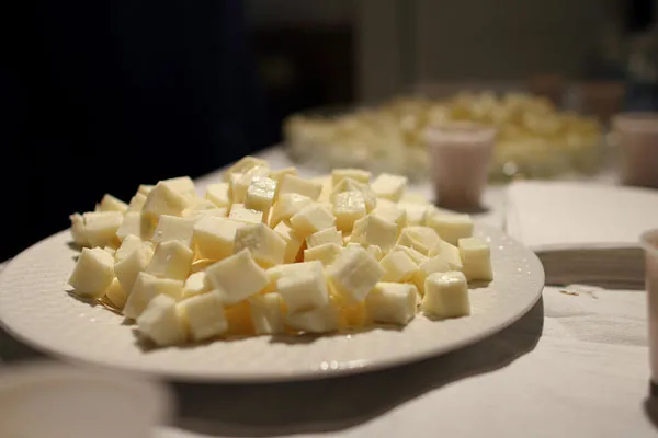 Tradycyjny cypryjski ser halloumi