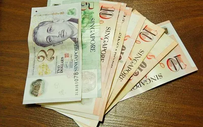 W Singapurze niemal na każdym kroku można spotkać bank lub kantor