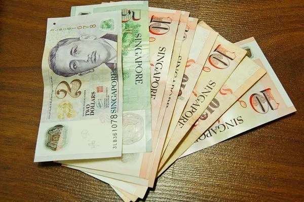 W Singapurze niemal na każdym kroku można spotkać bank lub kantor