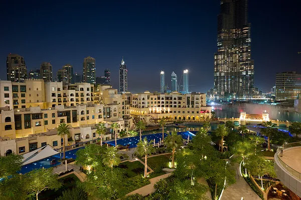 Dubaj nocą