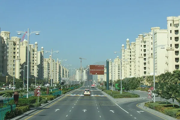 Kadry z ulic Dubaju