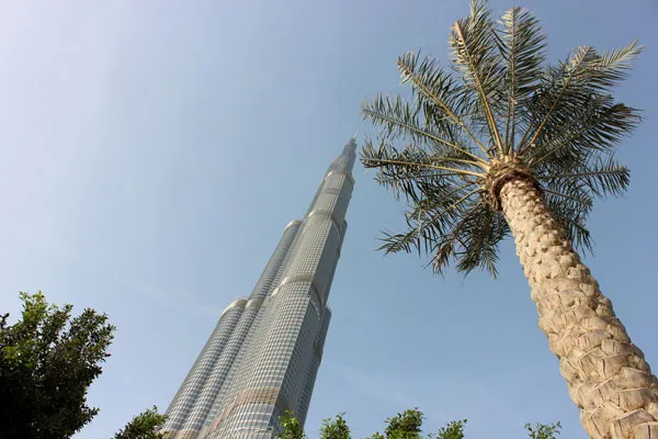 Burdż Chalifa i wieżowce śródmieścia Dubaju, stolicy emiratu