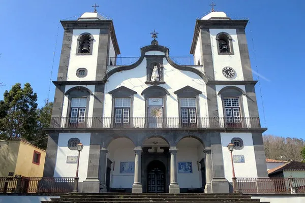 Kościół Igreja do Nossa Senhora do Monte