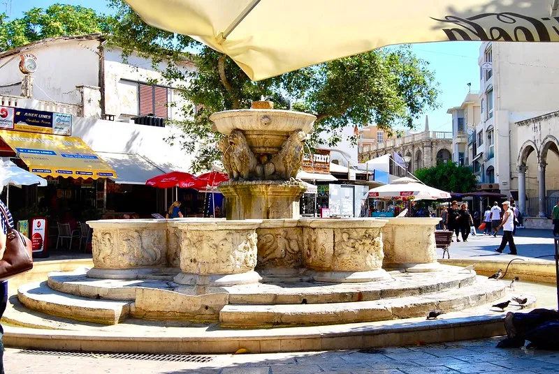 Fontanna Morosiniego, Heraklion