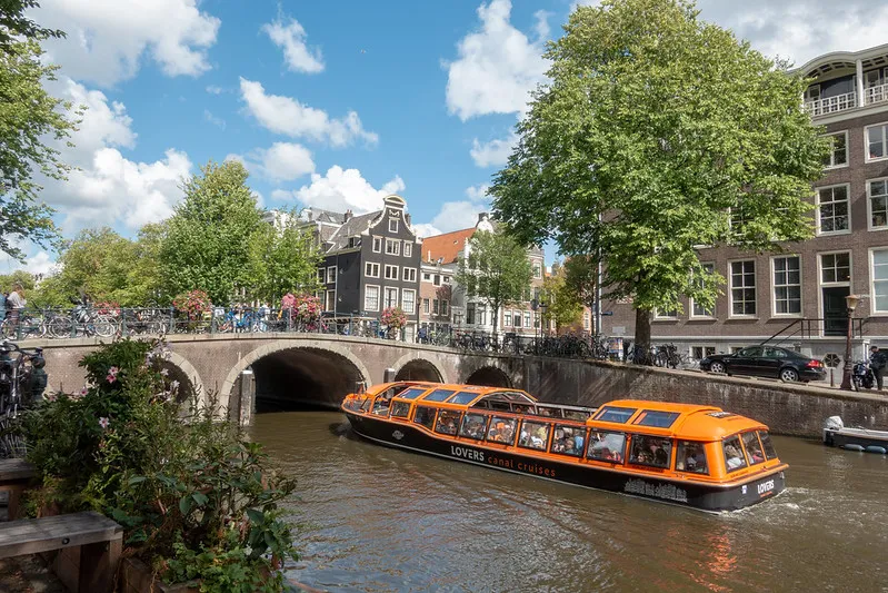 Jednym z cieplejszych miast w Holandii jest Amsterdam