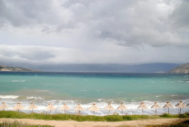 Vela Plaza (Vela Beach) na wyspie Krk