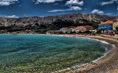 Plaża i zatoka Baški