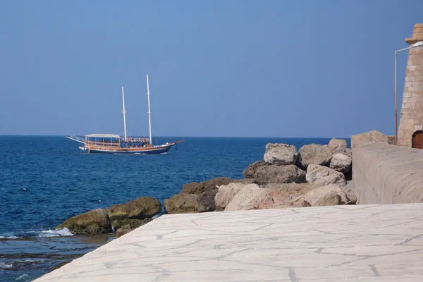 Kyrenia porównywana bywa z kurortem St. Tropez