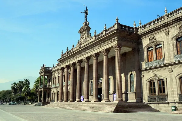 Macroplaza