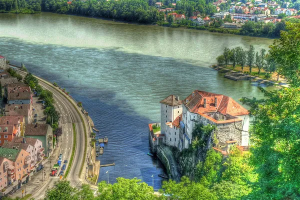 Krajobraz nad rzeką Inn (prawy dopływ Dunaju)