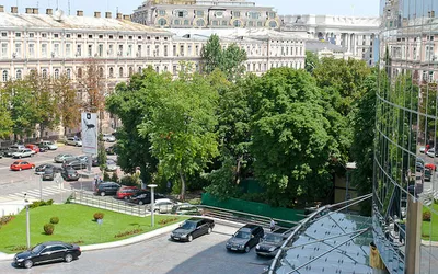 Widok z okna hotelu Hyatt Regency Kiev