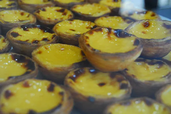 Pasteis de nata – kruche miseczki ze słodkim kremem
