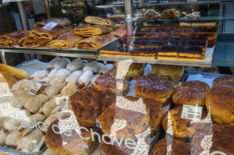 Pastelaria w jednym z portugalskich miast - tak trudno oprzeć się pokusie