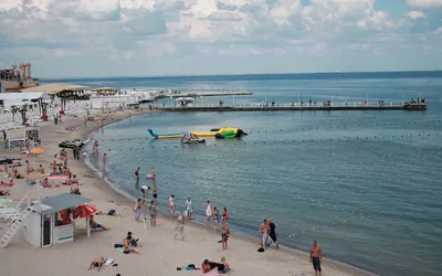 Piaszczysta plaża nad Morzem Czarnym