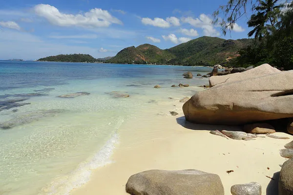 Październik na wyspie Praslin