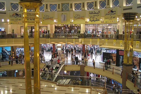Symbolem Dubaju są również ekskluzywne sklepy i galerie handlowe