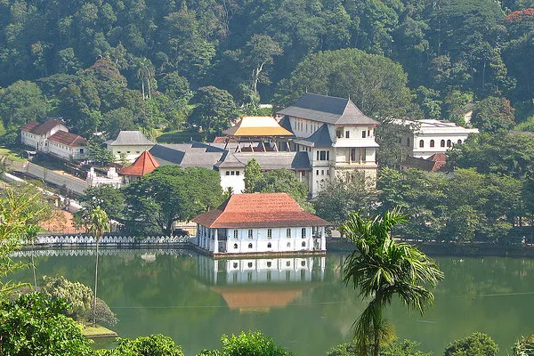 Świątynia Zęba w Kandy