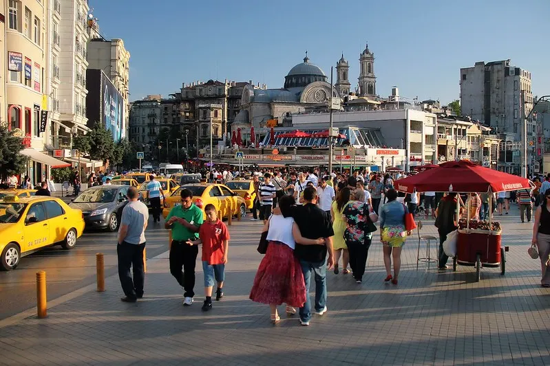 Plac Taksim w europejskiej części Stambułu