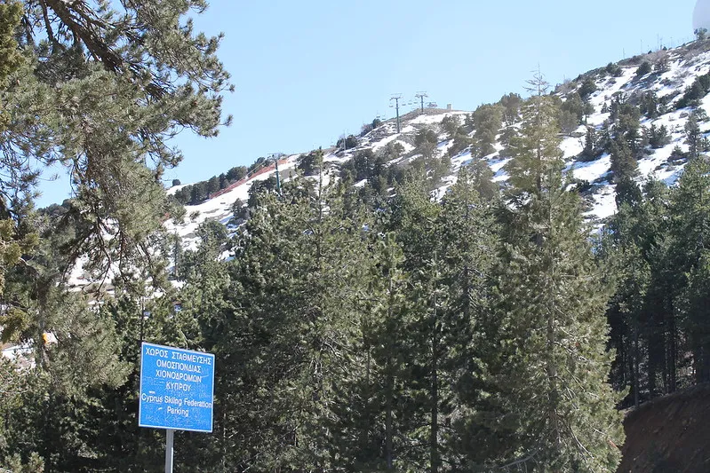 W górach Troodos funkcjonują obecnie cztery wyciągi narciarskie