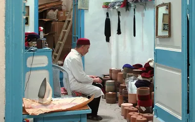 Tunis – produkcja tradycyjnych nakryć głowy