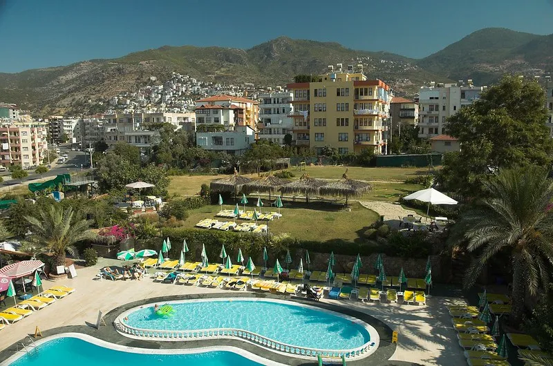 Widok z hotelowego balkonu w Alanyi