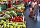 Ceny na miejskich targach są zwykle wyższe niż w sklepach i marketach