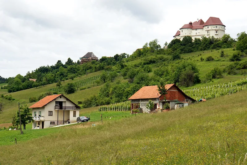Widok na Zamek Veliki Tabor
