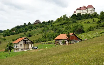 Widok na Zamek Veliki Tabor
