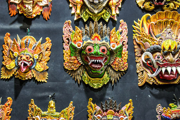 Bali | Kolorowe maski z Bali