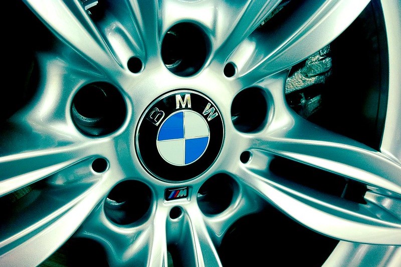 Chorwacja | BMW to niemieckie przedsiębiorstwo zajmujące się produkcją samochodów i motorów