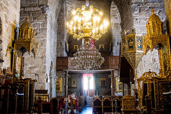 Cypr | Bogate wnętrze cerkwii
