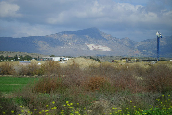 Cypr | Góry Pentadaktylos (tur. Beşparmak)