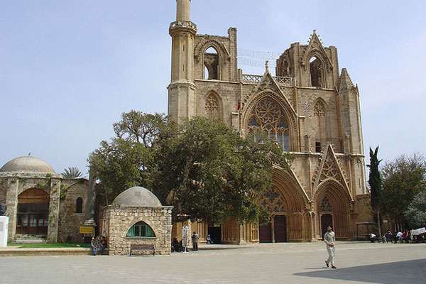 Cypr – Famagusta | Meczet Lala Mustafa Paszy – dawna katedra św. Mikołaja
