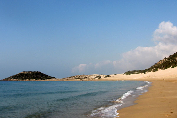 Cypr | Jedna z najpiękniejszych cypryjskich plaż Golden Beach znajduje się w odległości ok. 90 km od Famagusty