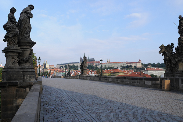 Praga | Most Karola jest jedną z najczęściej odwiezanych atrakcji w Pradze