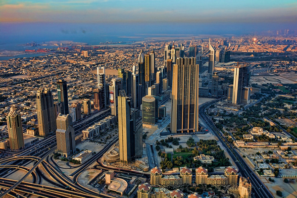 Dubaj | Wybierając się do Dubaju warto wcześniej poznać panujące tu zwyczaje