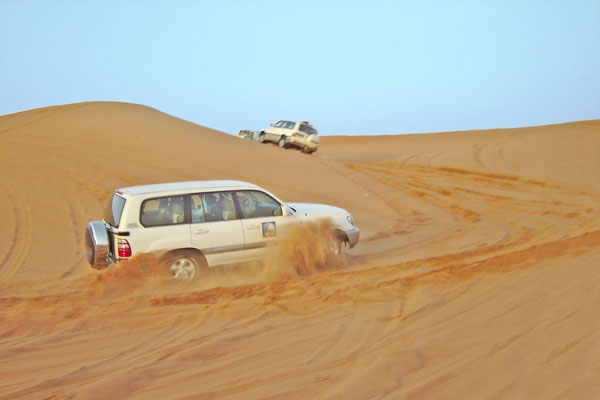 Dubaj | Szalony rajd po pustynnych wydmach