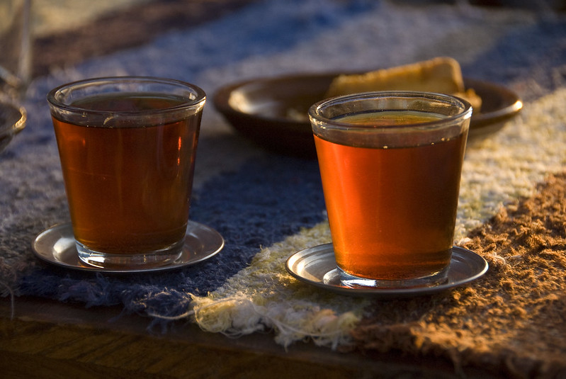Egipt | Wypicie kawy czy herbaty z potencjalnym klientem jest jedną z taktych kupieckich