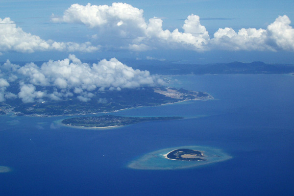 Japonia - Okinawa | Japonię tworzy archipelag wysp, rozciągających się wzdłuż brzegów Azji Wschodniej