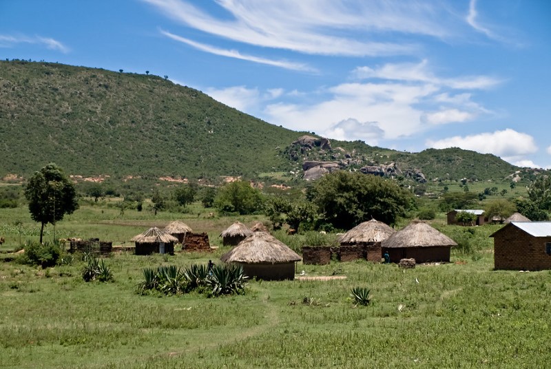 Kenia | Tradycyjne chaty pokryte strzechą