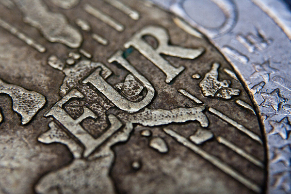 Lizbona | Monety euro mają wartość: 1 i 2 euro oraz 1, 2, 5, 10, 20 i 50 euro centów.