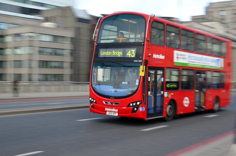 Londyn | Charakterystyczne czerwone autobusy 