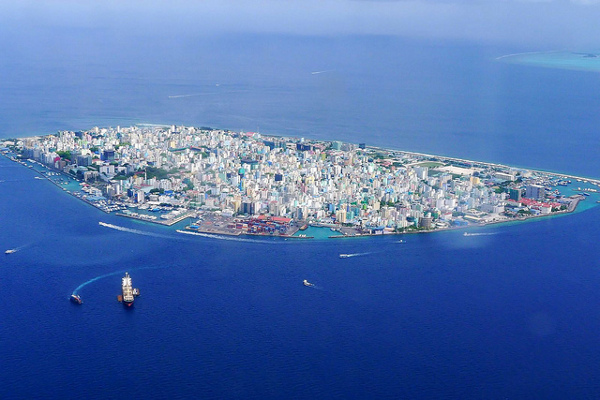 Malediwy | Male ma zaledwie 2 km długości i 1 km szerokości