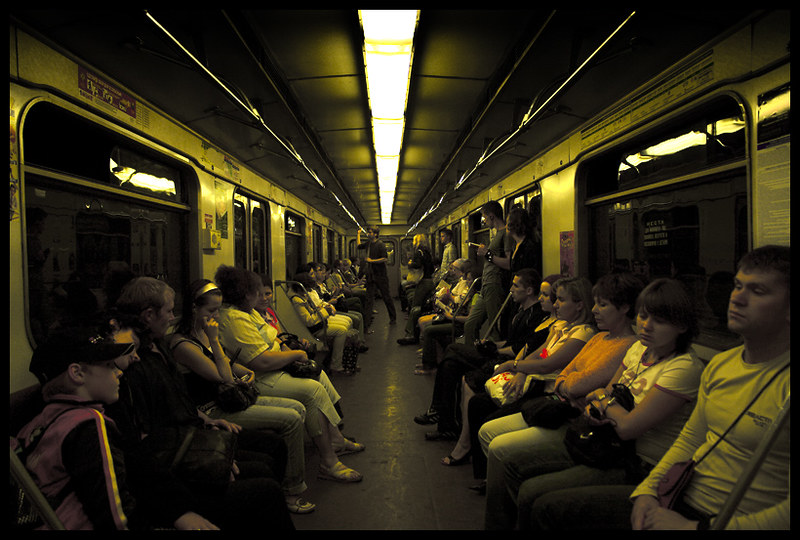 Moskwa | Najwygodniejszym i najszybszym środkiem transportu w Moskwie jest metro