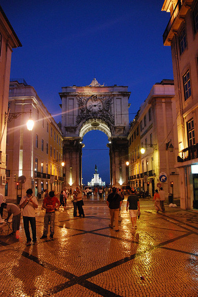 Lizbona | Ulica Augusta nocą